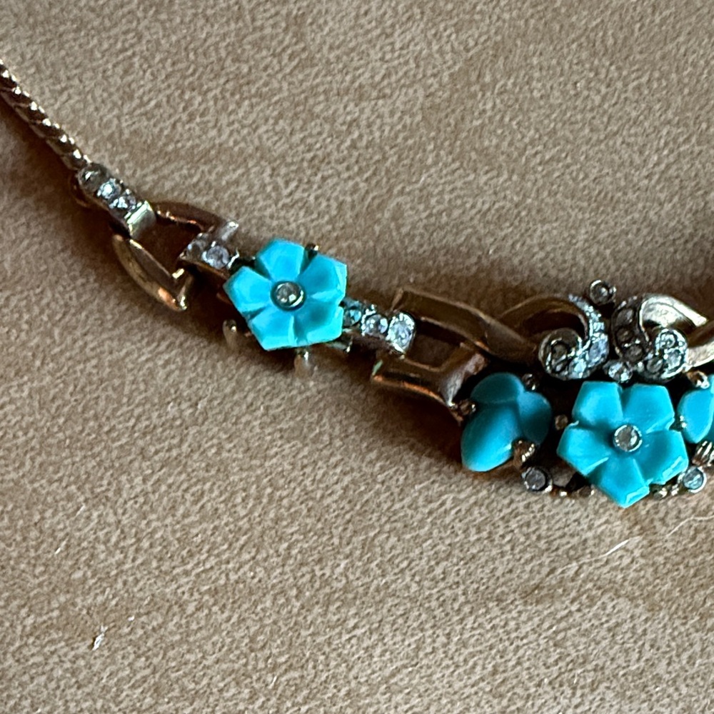 Trifari Gold Necklace with Turquoise Floral Design! - Picture 5 of 9
